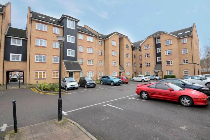 1 Bedroom Flat To Rent In Evans Wharf, Hemel Hempstead, HP3