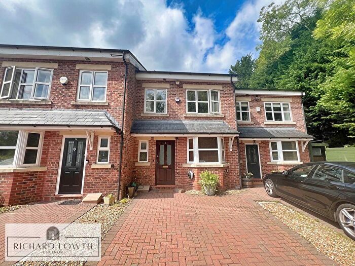 3 Bedroom Mews For Sale In Hockley Paddock, Park Lane, Poynton, SK12