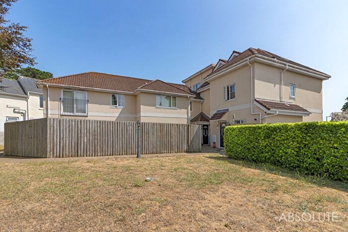 2 Bedroom Terraced House For Sale In Roundham Road, Paignton, TQ4