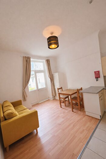 1 Bedroom Apartment To Rent In Glynrhondda Street, Cardiff (City), CF24