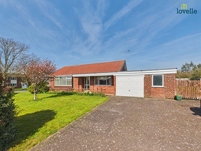 3 Bedroom Detached Bungalow For Sale In North Kelsey Road, Caistor, LN7