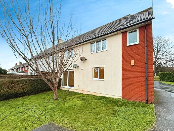 1 Bedroom Flat To Rent In Salterton Road, Exmouth, Devon, EX8