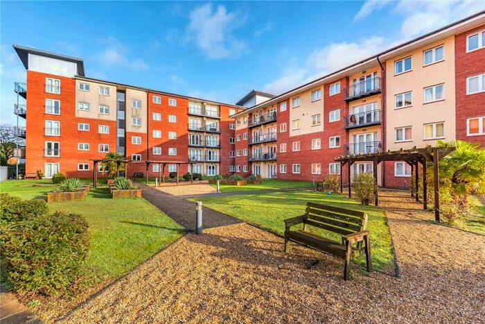 2 Bedroom Flat To Rent In Constantine House, New North Road, Exeter, Devon, EX4