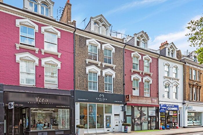 Studio To Rent In Old Brompton Road, London, SW5