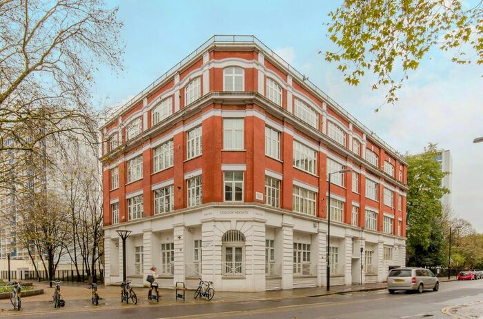 2 Bedroom Flat To Rent In St John Street, Clerkenwell, London, EC1V