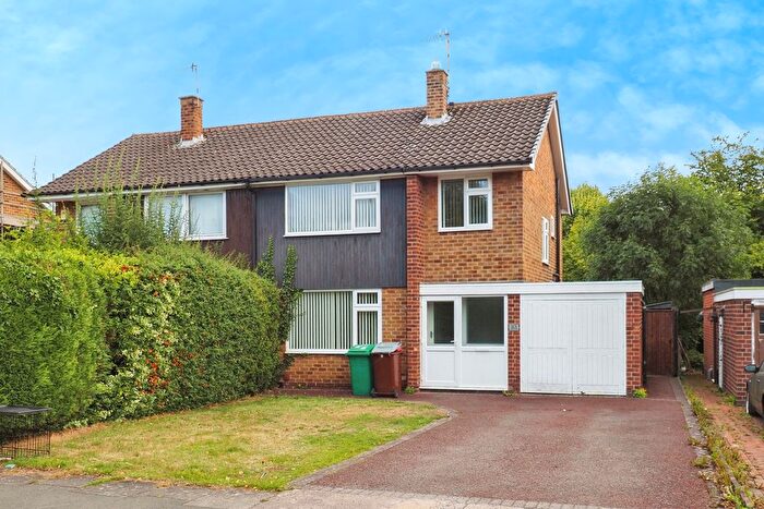 3 Bedroom Semi-Detached House For Sale In Wroxham Drive, Wollaton, Nottingham, NG8
