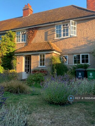 3 Bedroom Semi-Detached House To Rent In Coton Road, Cambridge, CB3