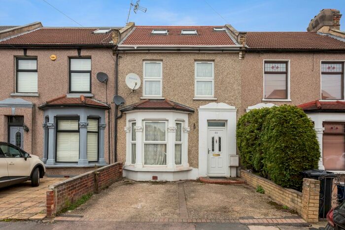 3 Bedroom Terraced House To Rent In Spencer Road, IG3