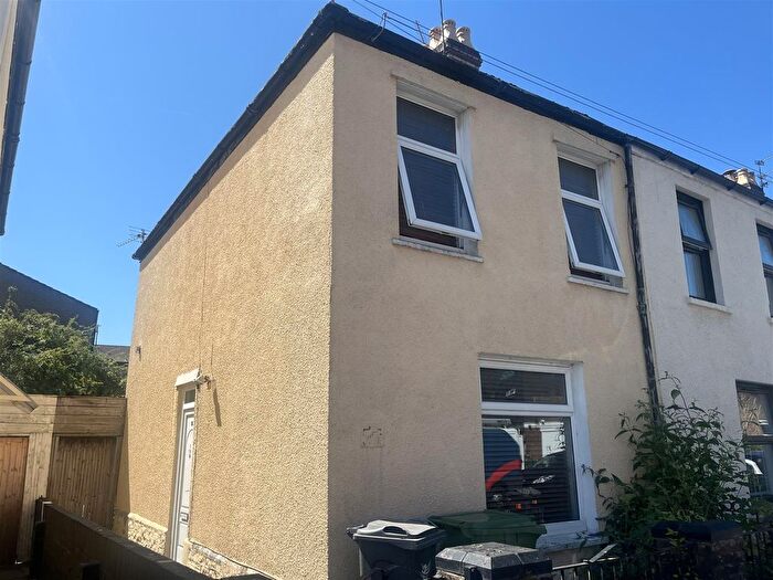 2 Bedroom End Of Terrace House To Rent In Lewis Street, Cardiff, CF11