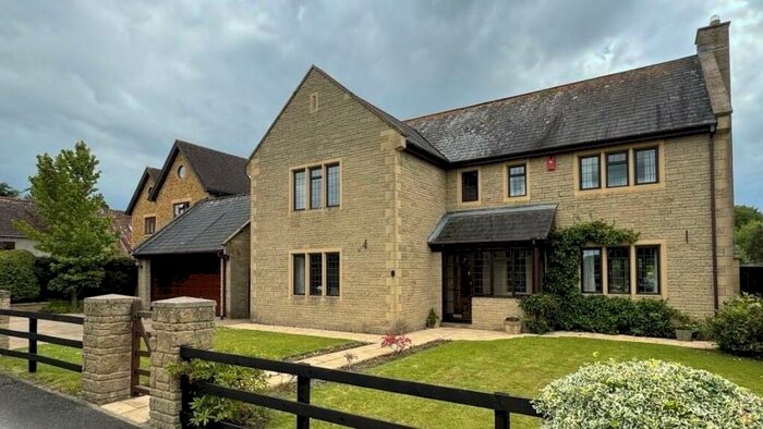 5 Bedroom Detached House For Sale In The Close, North Cadbury, Yeovil, BA22