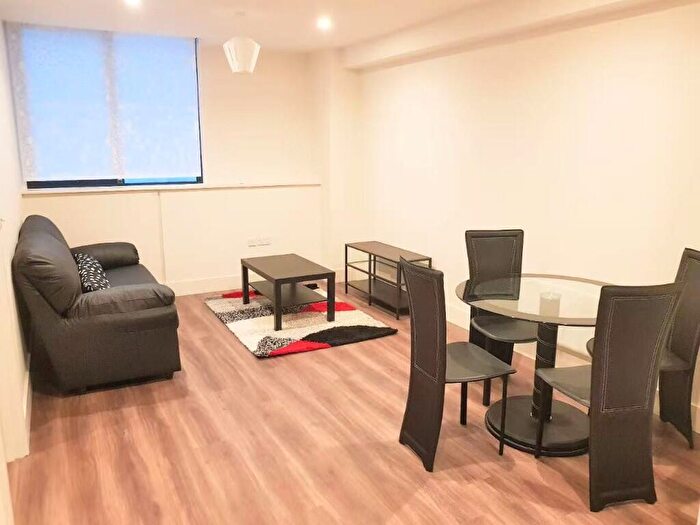 1 Bedroom Flat To Rent In The Lightwell, Cornwall Street, Birmingham, [Ref: KhpLlt], B3