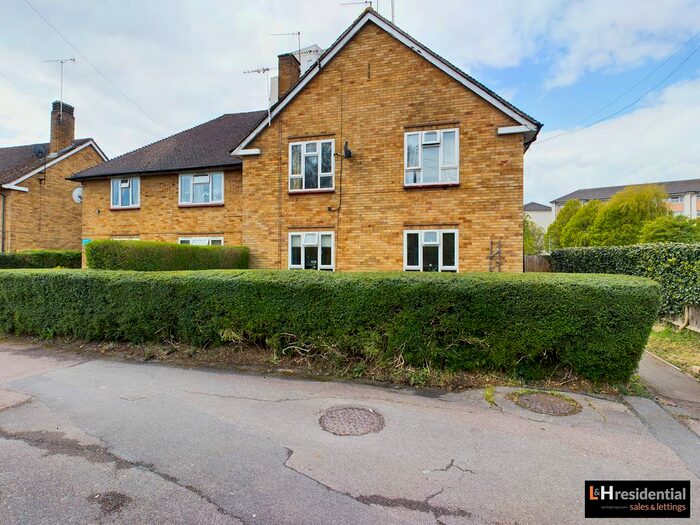 Houses for sale & to rent in WD6 5LT, Stanborough Avenue,,Borehamwood