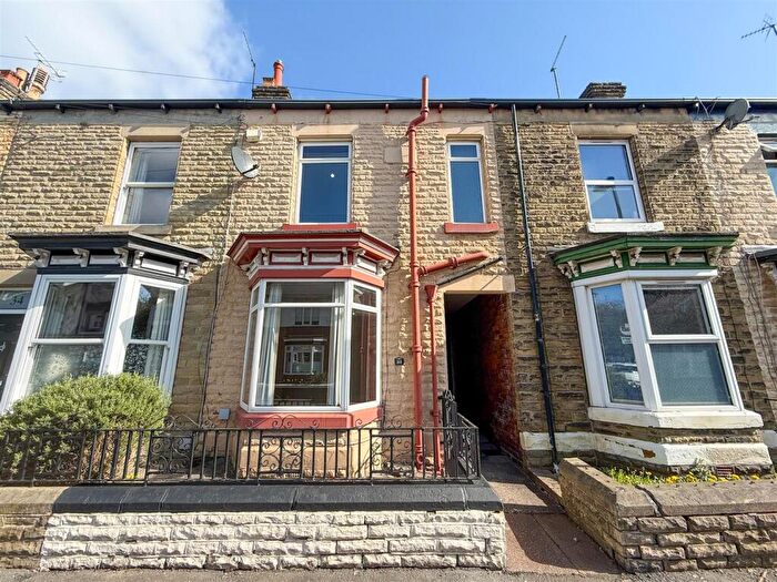 3 Bedroom Semi Detached House For Sale In Hawksley Avenue, Hillsborough, S6