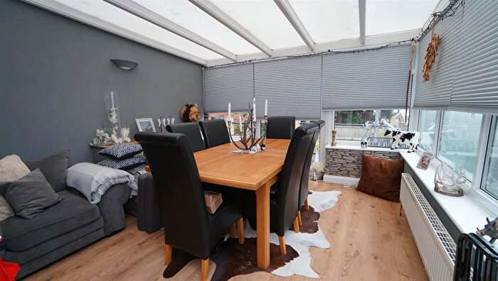 3 Bedroom Semi-Detached House For Sale In Pellon Terrace, Idle/Thackley Bradford, BD10