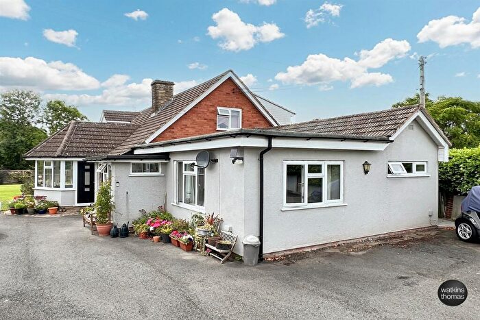 4 Bedroom Detached House For Sale In Bush Bank, Hereford, HR4