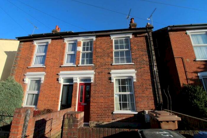 2 Bedroom House To Rent In Levington Road Ipswich, IP3