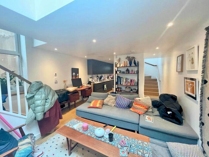 1 Bedroom Apartment To Rent In Milton Grove, Stoke Newington, N16
