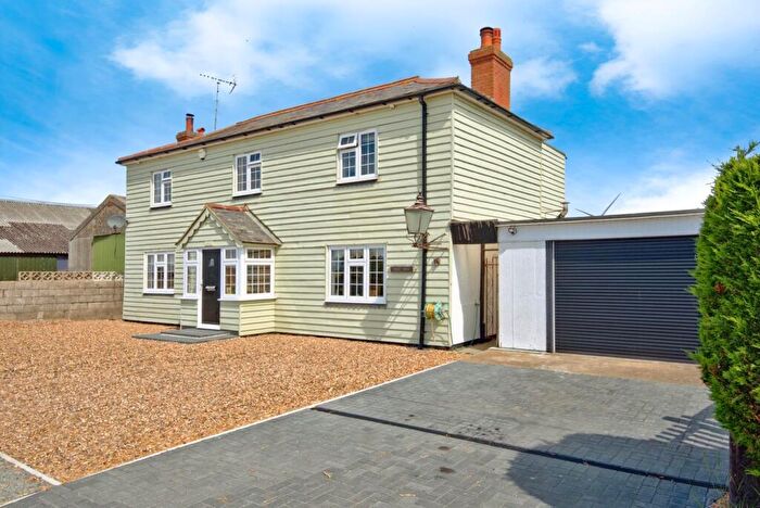 4 Bedroom Detached House For Sale In Marshes, Burnham-on-Crouch, CM0