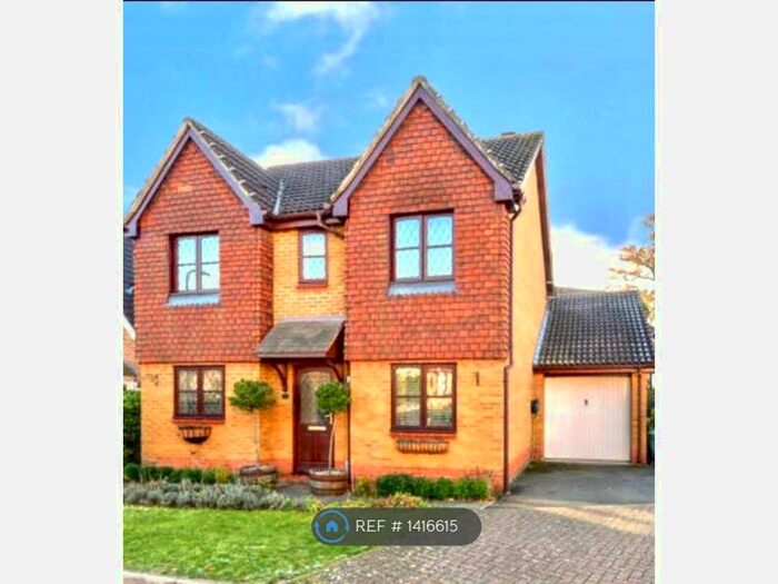 4 Bedroom Detached House To Rent In Butternut Copse, Ashford, TN23