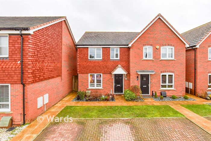 2 Bedroom Semi Detached House For Sale In Reynolds Avenue, Langley Park, Maidstone, Kent, ME17
