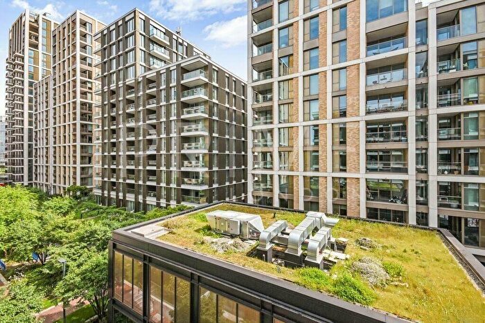 2 Bedroom Apartment To Rent In Huntington House, Prince Of Wales Drive, Battersea, SW11