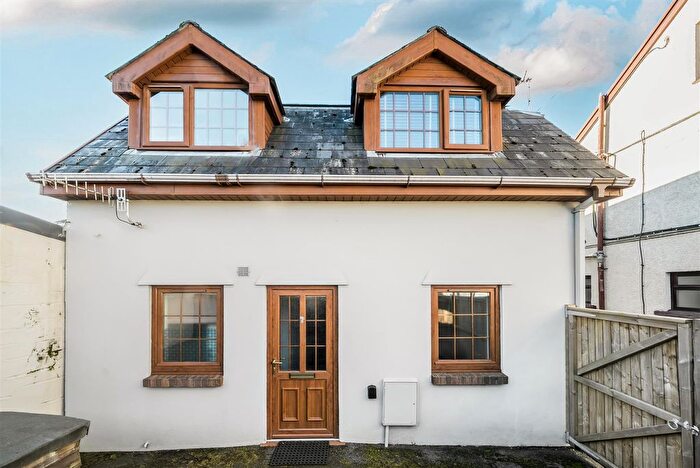 1 Bedroom Property For Sale In Colby Road, Burry Port, SA16
