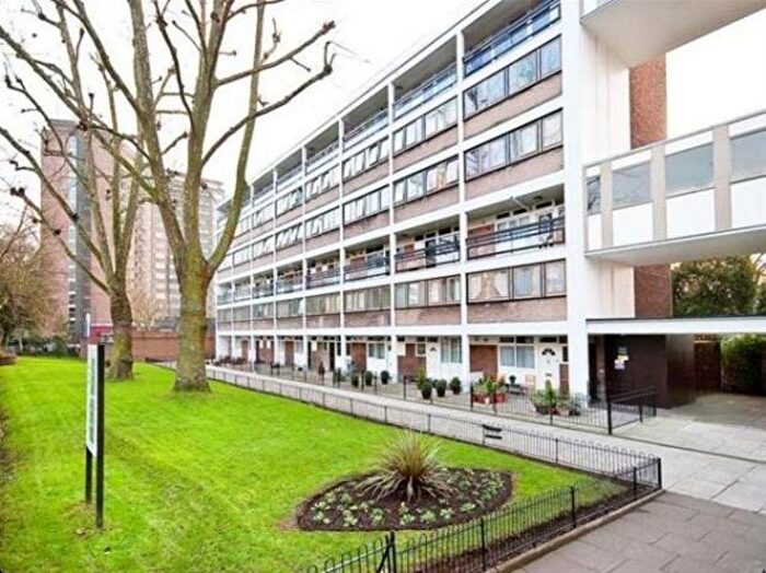 3 Bedroom Flat To Rent In Maida Vale, London, W9