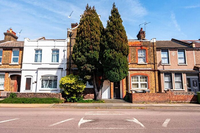 1 Bedroom Flat To Rent In Trundleys Road, Deptford, London, SE8