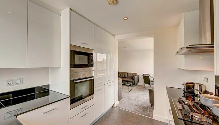 2 Bedroom Flat To Rent In Fulham Road, London, SW3