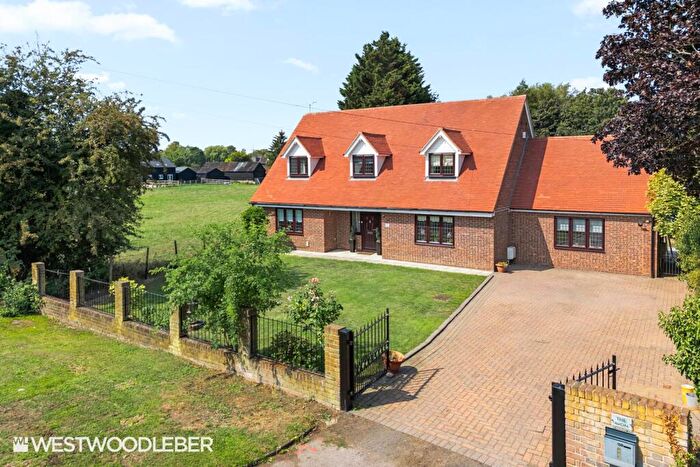 4 Bedroom Detached House For Sale In Nursery Road, Nazeing, Waltham Abbey, EN9