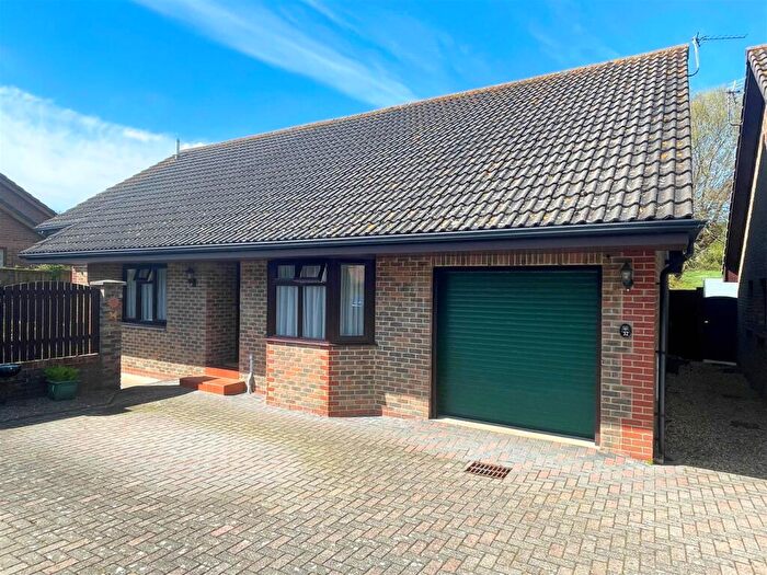 3 Bedroom Detached Bungalow For Sale In Coombe Park, Wroxall, PO38