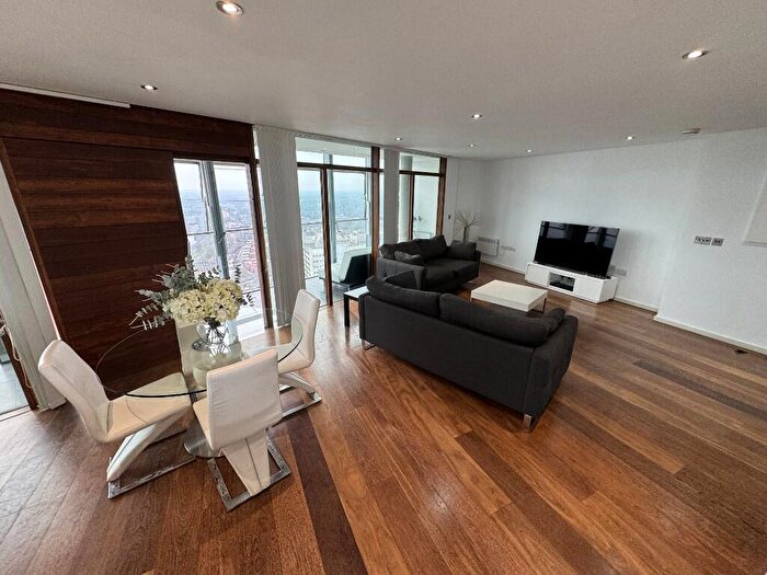 2 Bedroom Duplex To Rent In Penthouse, Beetham Tower, Holloway Circus, B1