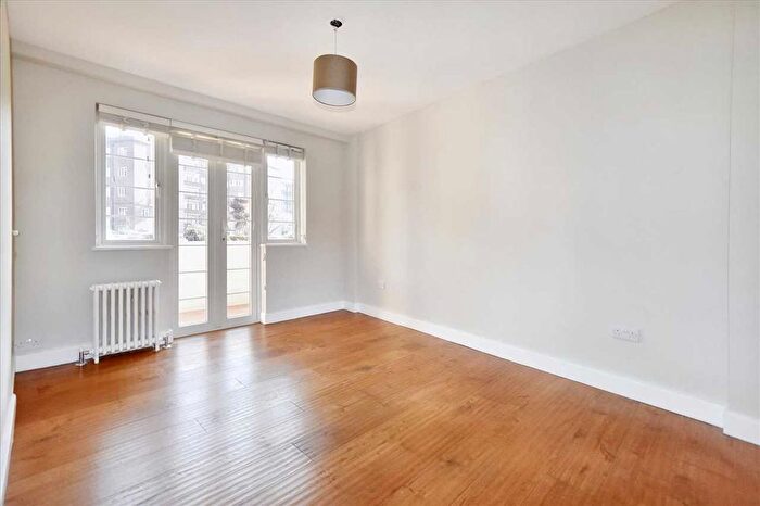 2 Bedroom Flat To Rent In Chiswick Village, Chiswick, Chiswick, W4