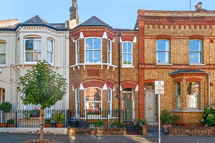 3 Bedroom Terraced House For Sale In Tennyson Street, Battersea, London, SW8