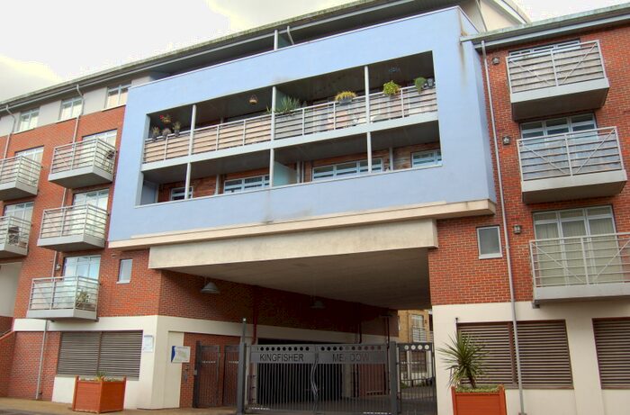 2 Bedroom Apartment To Rent In Kingfisher Meadow, Maidstone, ME16