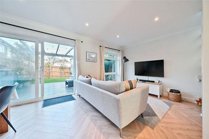 3 Bedroom End Of Terrace House For Sale In Hilda Vale Road, Orpington, BR6