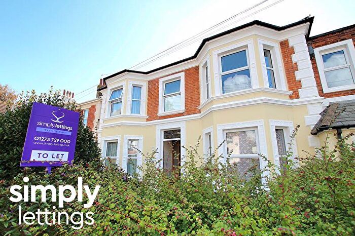 1 Bedroom Flat To Rent In Winchester Road, Worthing, BN11