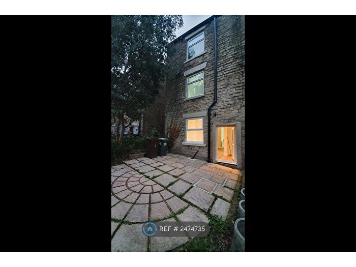 4 Bedroom Terraced House To Rent In Manchester Road, Mossley, Ashton-Under-Lyne, OL5