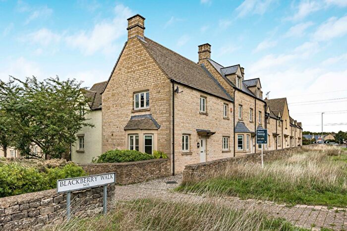 4 Bedroom End Terrace House For Sale In Blackberry Walk, London Road, Cirencester, Gloucestershire, GL7