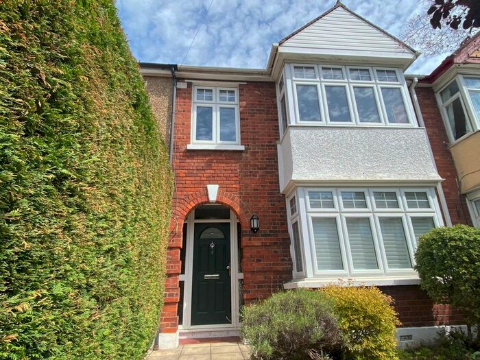 3 Bedroom Terraced House To Rent In Hillingdon Road, Gravesend, Kent, DA11