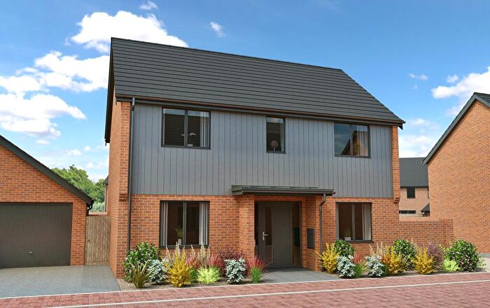 4 Bedroom Detached House For Sale In Ponsonby Way, Poringland, Norfolk, NR14