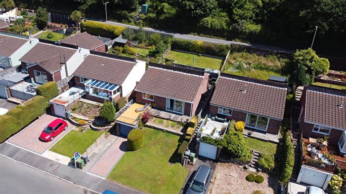 2 Bedroom Detached Bungalow For Sale In Hillington, Ilfracombe, EX34