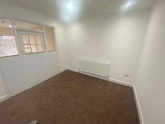 4 Bedroom Terraced House To Rent In St. Peters Road, Southall, UB1