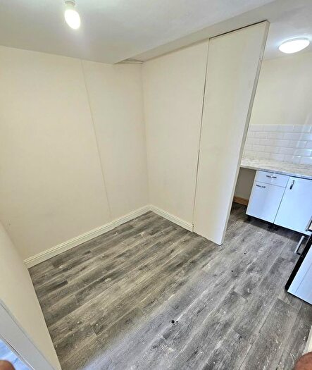 1 Bedroom Studio To Rent In Flat, - High Street, Lye, Stourbridge, DY9