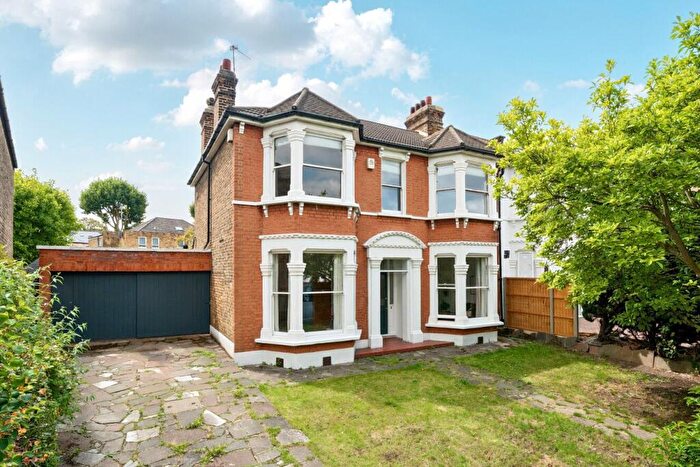 4 Bedroom House For Sale In Hither Green Lane, London, SE13