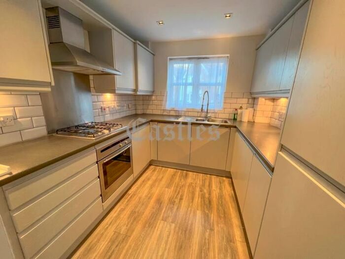 2 Bedroom Flat To Rent In Lea Valley House, Waltham Abbey, EN9