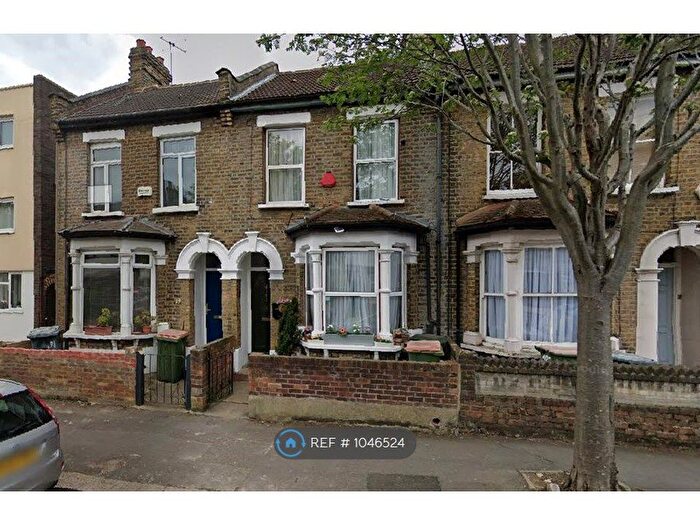 3 Bedroom Terraced House To Rent In Corporation Street, London, E15