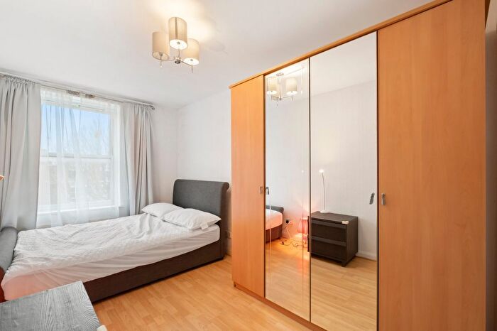 1 Bedroom Flat To Rent In Fulham Court, Fulham Road, SW6