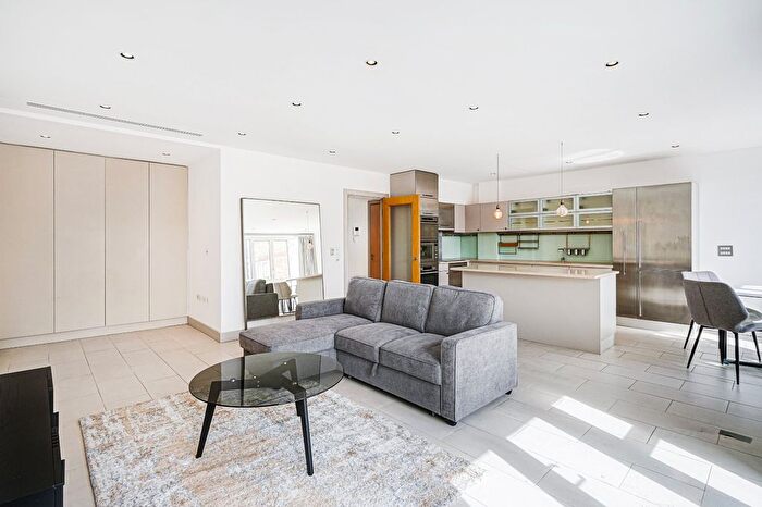 2 Bedroom Flat To Rent In Hans Crescent, Knightsbridge, SW1X