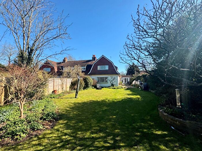 3 Bedroom End Of Terrace House For Sale In Hill Cottages, Milley Lane, Hare Hatch, Berkshire, RG10